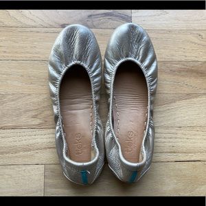 Tieks in Limited Edition Metallic Champagne - Size 7